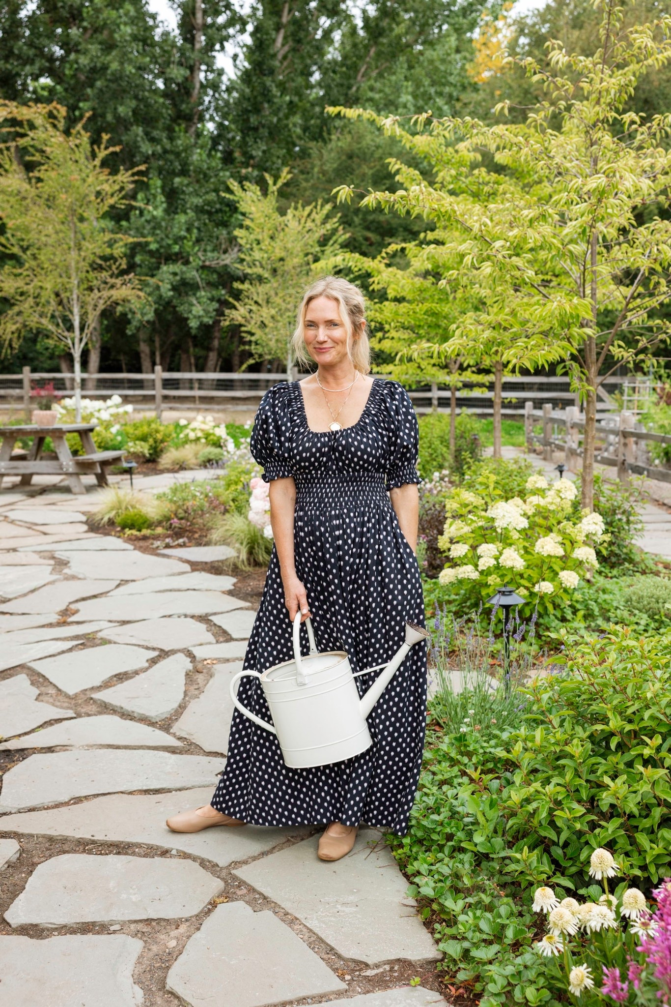 This dress is available on Nordstrom rack now so it’s only $110! Linked it below ⬇️ 

#LTKgrwm #LTKootd #LTKMothersDay