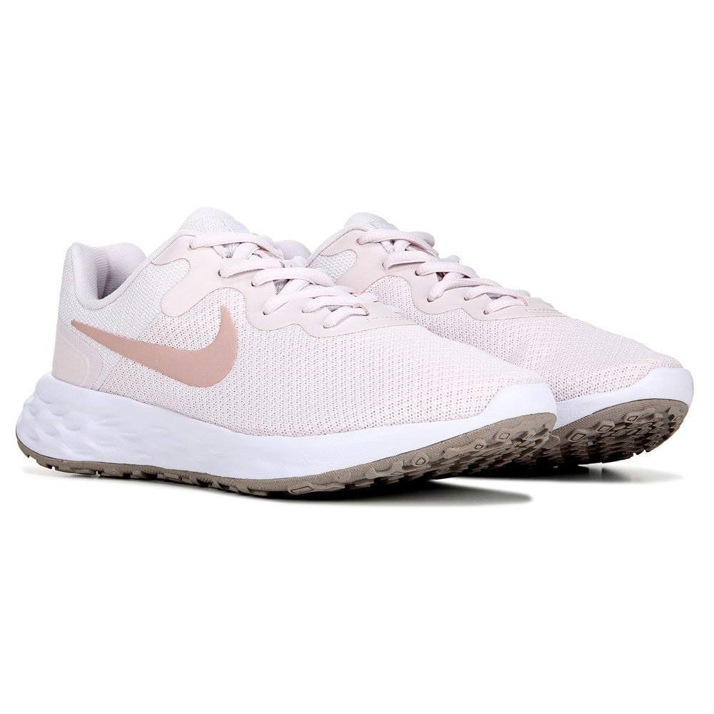 Women's Revolution 6 Medium/Wide Running Shoe | Famous Footwear