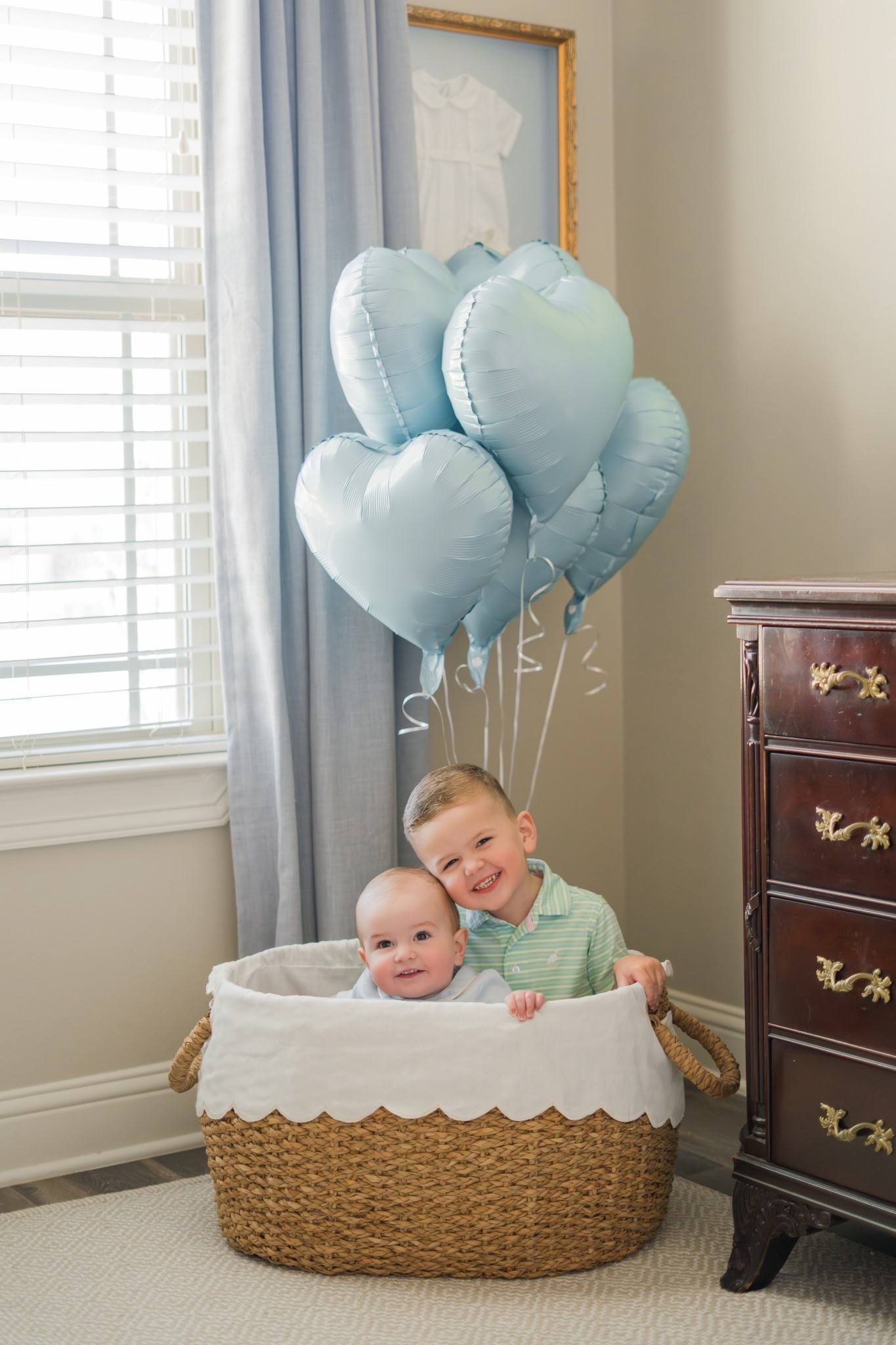 Valentine Photo Idea  

#LTKValentine #LTKKids #LTKBaby