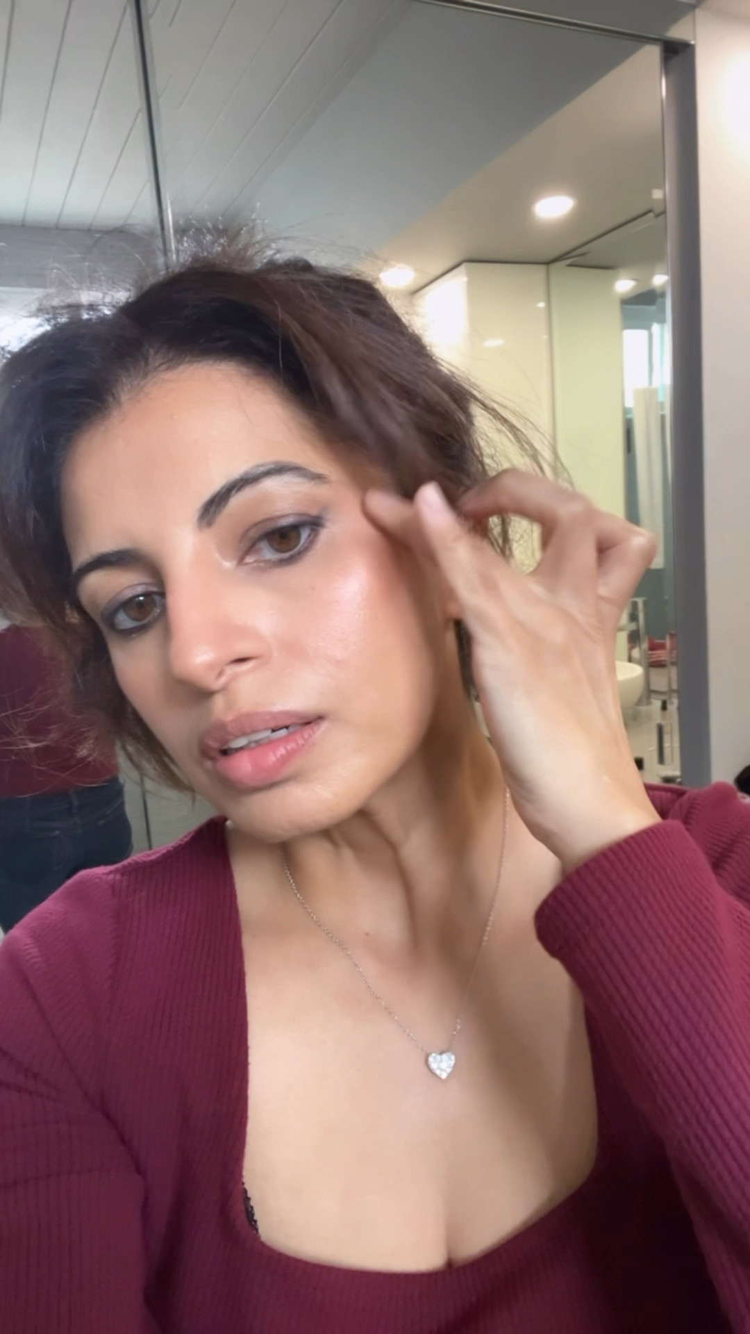 Saie highlighter in champagne glow is Gorgeous. I love using it at the end of my makeup routine. #sephora 

#LTKfindsunder50 #LTKbeauty