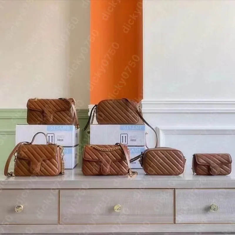 Dicky0750 Designer Handbags genuine leather shoulder bag fashion heart chain purse cowhide corssb... | DHGate