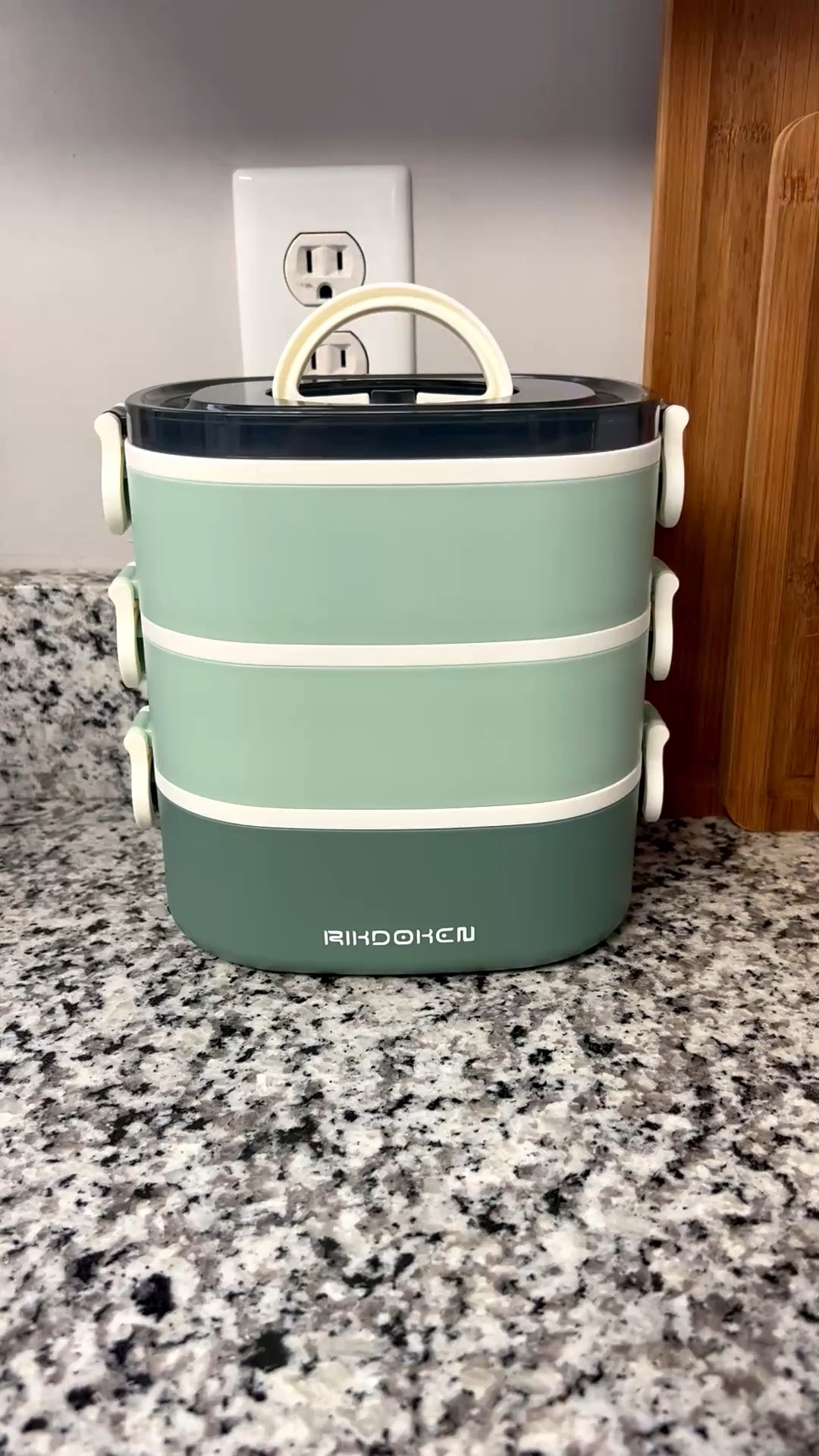 Insulated Lunch Box. Keep food warm or cold. Great to pack nutritious food for the kids.

#LTKmomlife #LTKmorningroutine #LTKKids