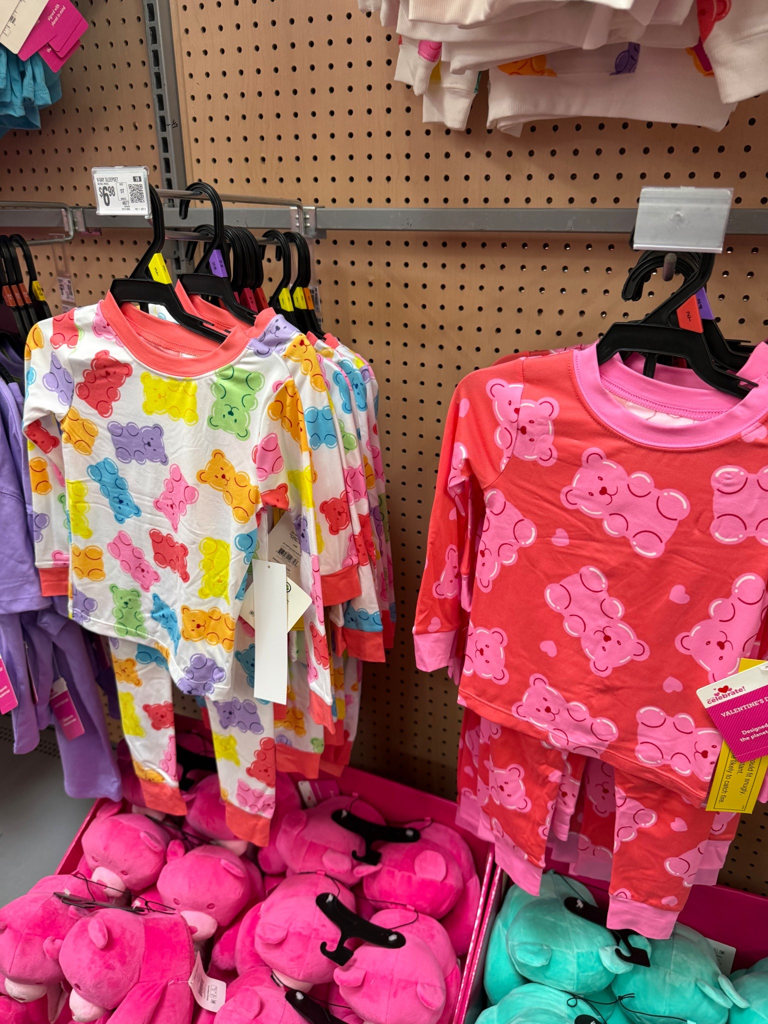 Viral $6 pajamas 
Walmart 
Valentines 

#LTKSeasonal #LTKFindsUnder50 #LTKKids