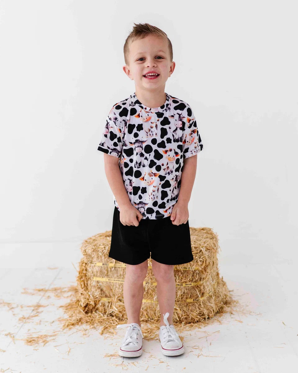 In a Good Moo-D T-Shirt & Shorts Set | Bums & Roses