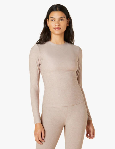 Featherweight Inner Circle Pullover | Beyond Yoga | Beyond Yoga