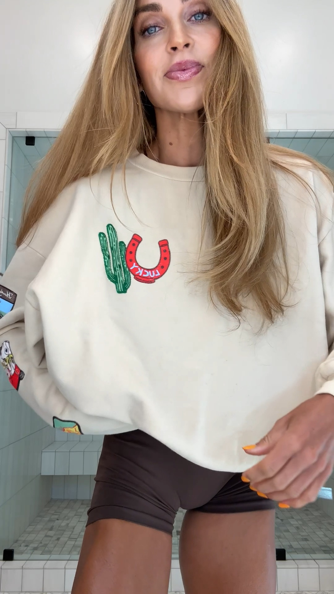 Love this sweatshirt!