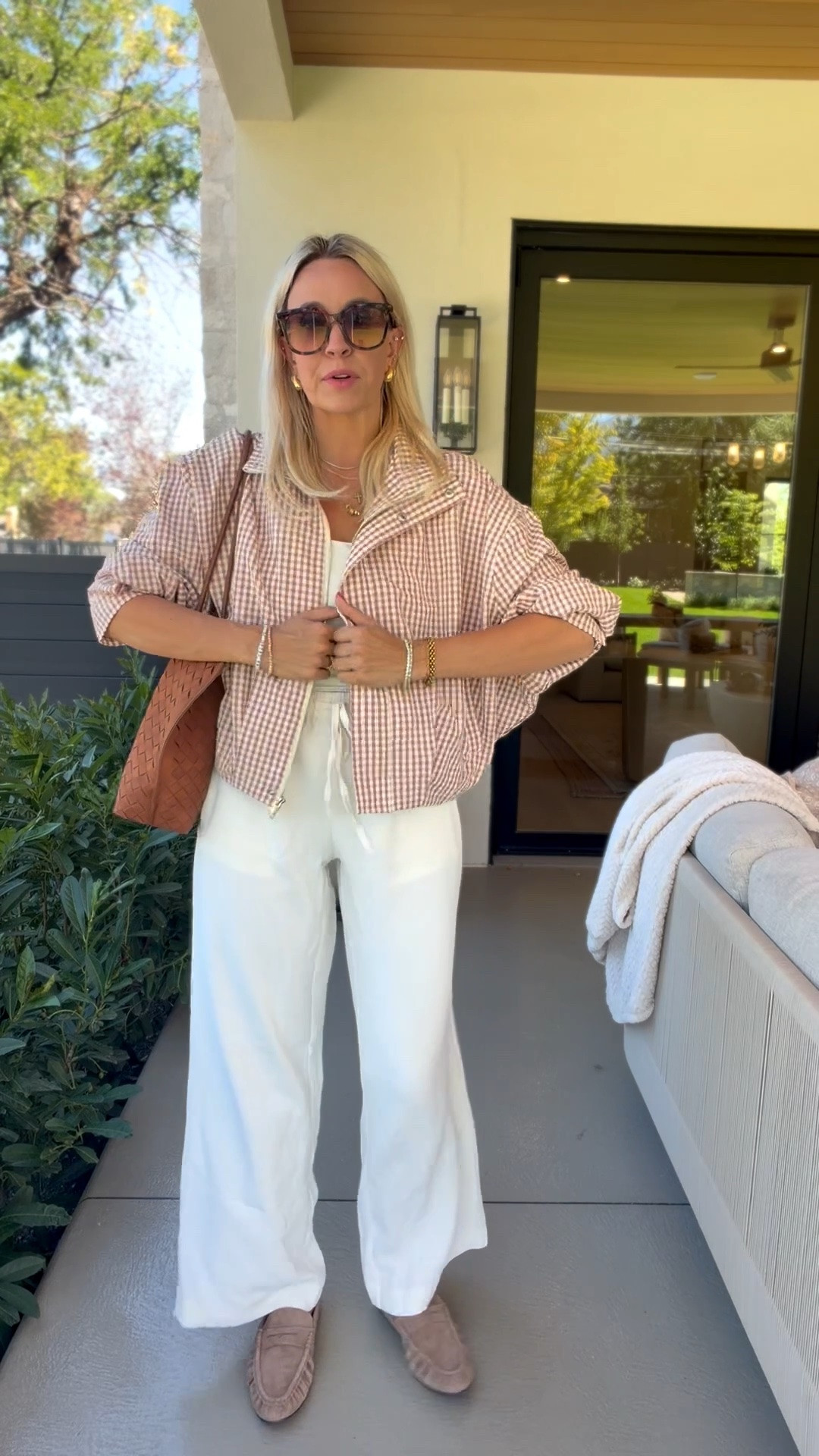 This jacket looks just like Zara!

#LTKgrwm #LTKmomlife #LTKootd