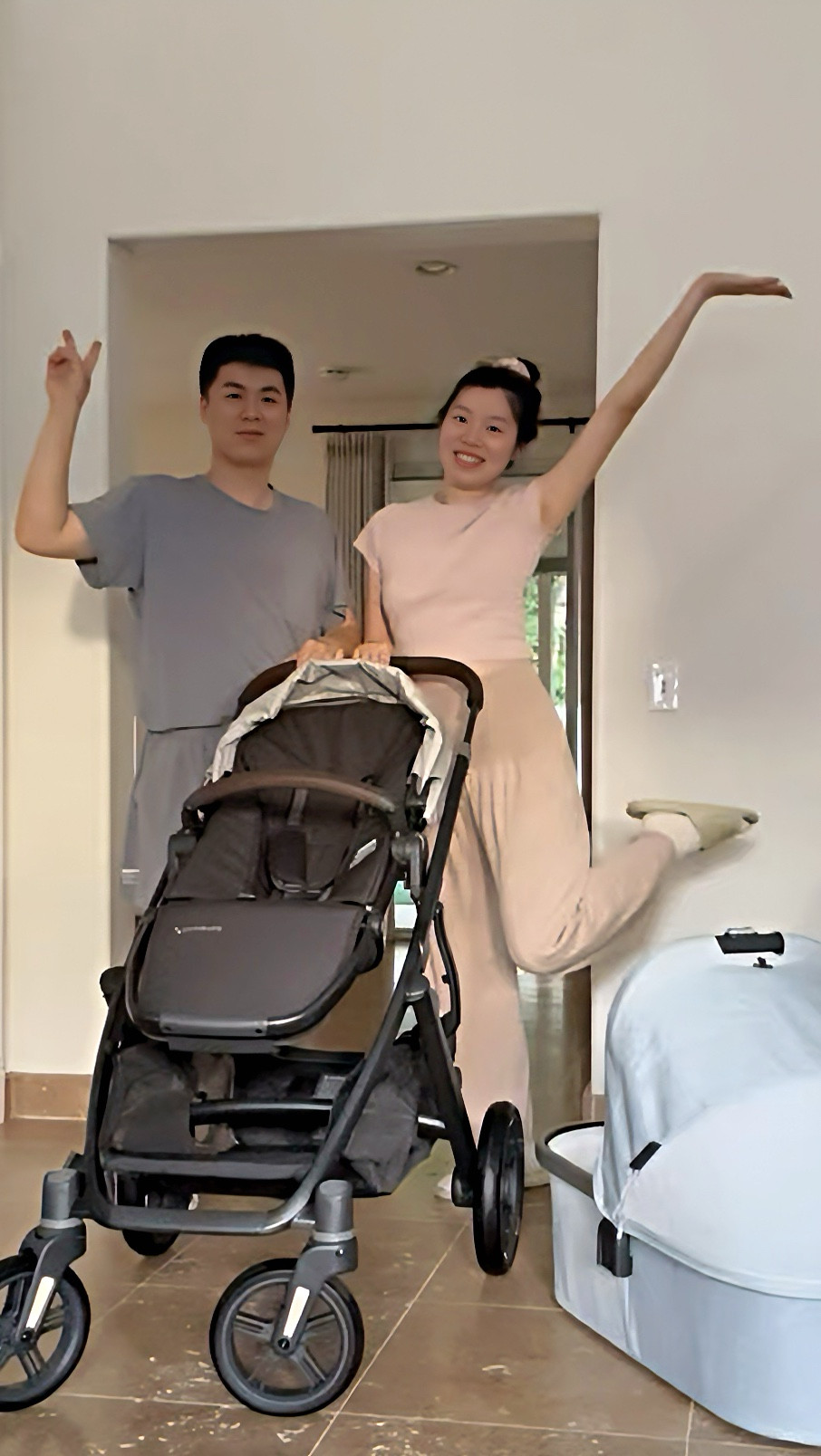 28 weeks and nesting mode is officially ON 💕✨
We finally checked off one of the biggest baby essentials and I’m already obsessed 🥹

Unboxing our Uppababy Vista Stroller with us — hoping our baby girl loves her new ride as much as we do 🍼👶🏻

And let’s talk about this DEAL 👀
Snagged it at 35% OFF (Target cat seat deal 20% + Baby Registry 15%) — honestly couldn’t pass it up 🙌
If you’re on the baby prep journey… this is your sign 💫



#LTKMothersDay #LTKmomlife #LTKKids