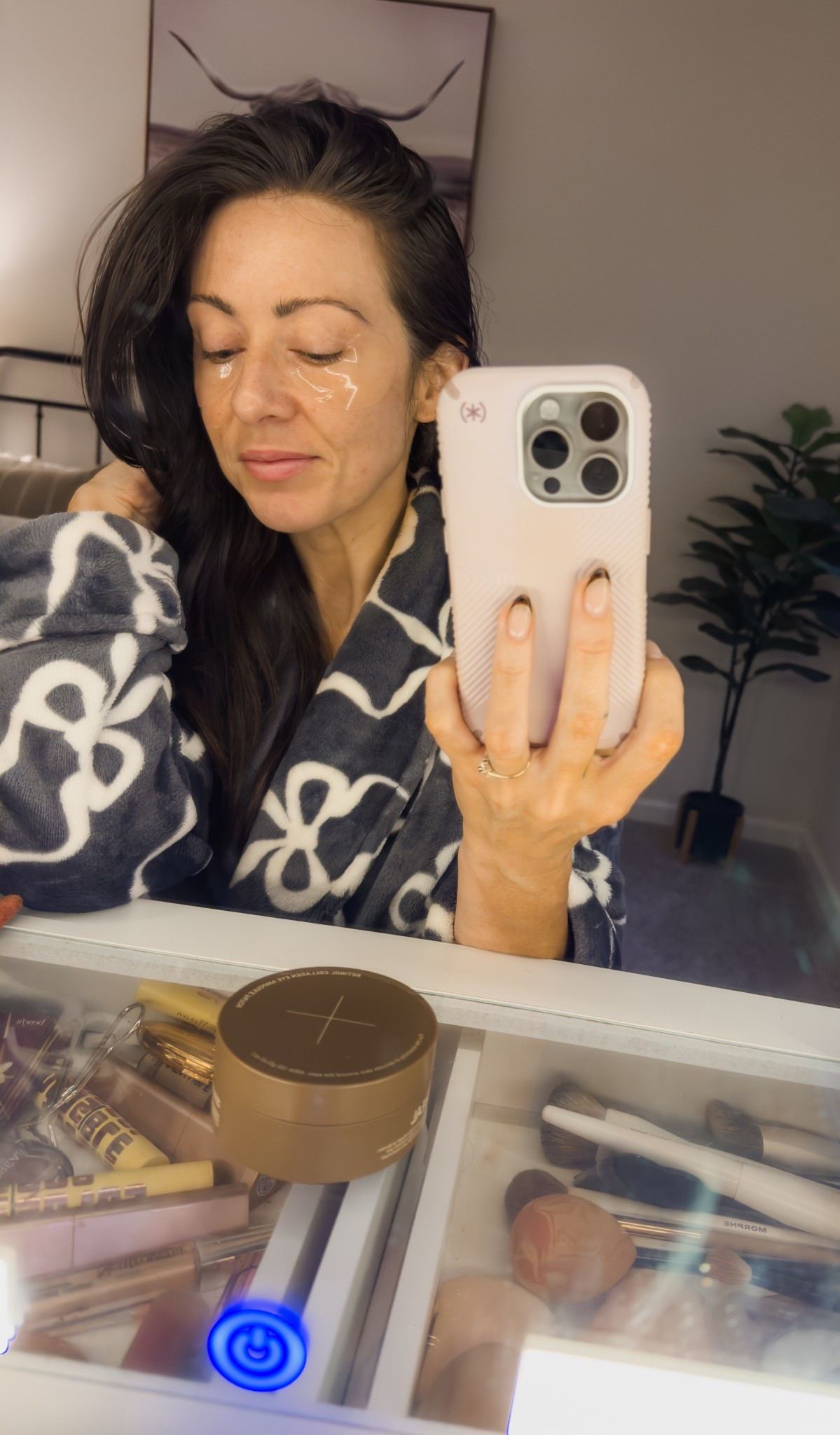 These cooling eye patches are packed with 5 types of collagen + retinol to help firm, smooth, and wake up that delicate under-eye area. Pop them on, sip your coffee, and pretend you got 8 hours of sleep ☕💁🏻‍♀️


#LTKTravel #LTKBeauty #LTKFindsUnder50