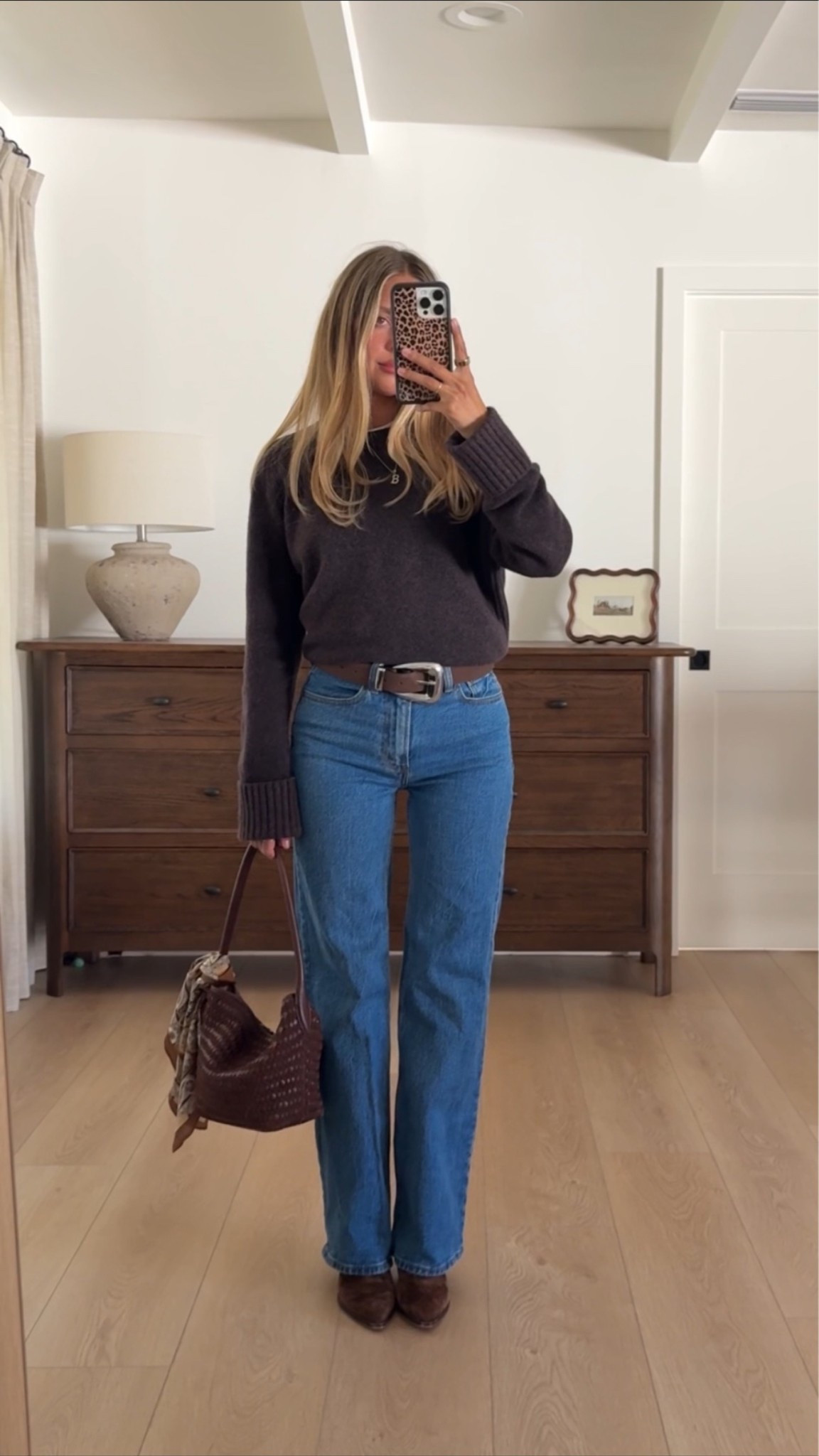 A go to fall outfit! 

Sweater & jeans are Abercrombie

Boots are dolce vita 

Purse is Madewell 

Belt is sold out B-low the belt