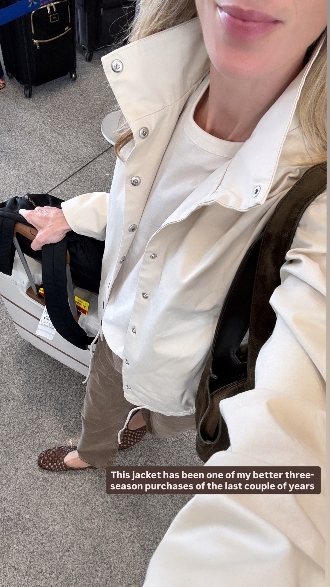 Travel day outfit! XS jacket, S tee, 25 jeans, flats on sale and TTS

#LTKootd #LTKgrwm #LTKSeasonal