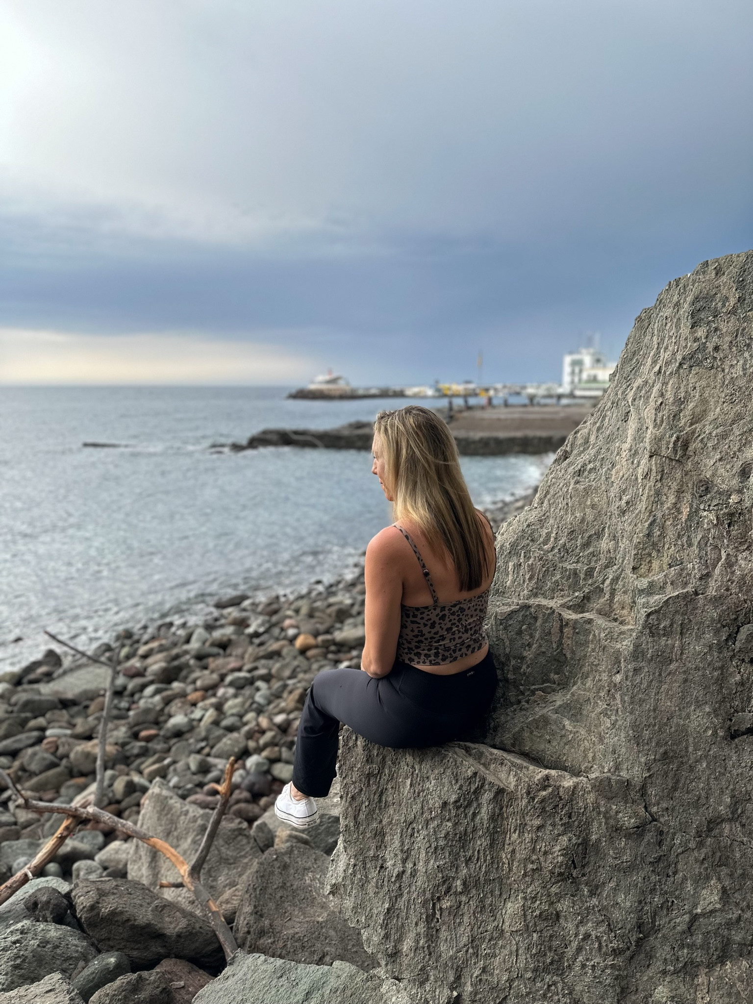 Serving coastal vibes in Porto de Mogán, Spain 🌊☀️ Abercrombie never misses when it comes to effortless style for sun-soaked adventures. 💫 #PortoDeMogan #SpainTravel #AbercrombieStyle #CoastalChic #VacationVibes #OOTDTravel #SunnyEscapes #EffortlessFashion #abercrombie 

#LTKFitness #LTKStyleTip #LTKMidsize