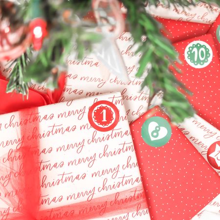 Advent Stickers + Christmas 2022 Wrapping Paper

Target style / Christmas wrapping / wrapping paper / sugar paper / advent calendar / advent 

#LTKSeasonal #LTKHoliday #LTKhome