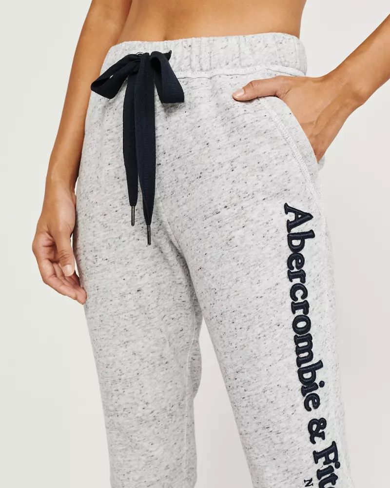 Logo Joggers | Abercrombie & Fitch US & UK