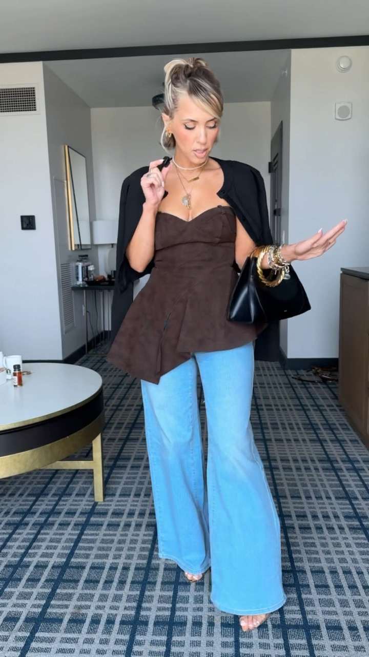 Meetings done ✔️ Outfit change + off to lunch & much more 🤎✨

#LTKCon #LTKootd #LTKgrwm