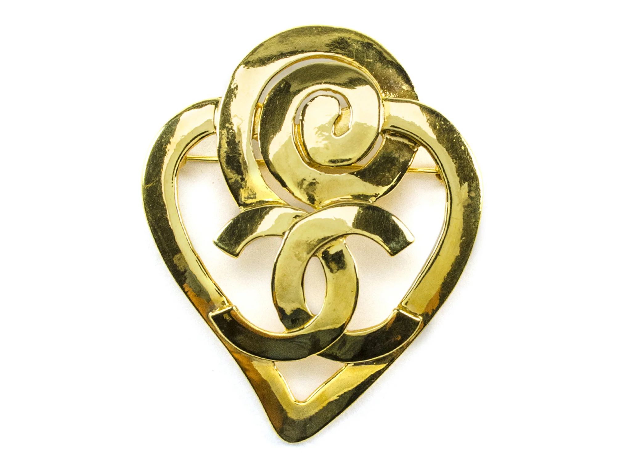 Chanel Heart Brooch | Designer-Vault