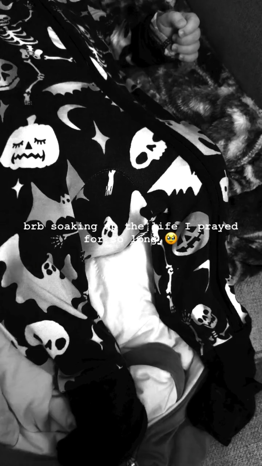 Off duty for a week to celebrate Thanksgiving with my Halloween pajama-wearing bb🥹They discontinued this Little Sleepies pattern, but I tagged some more cutie Halloween Doorbusters😍#mama #momlife #thanksgiving