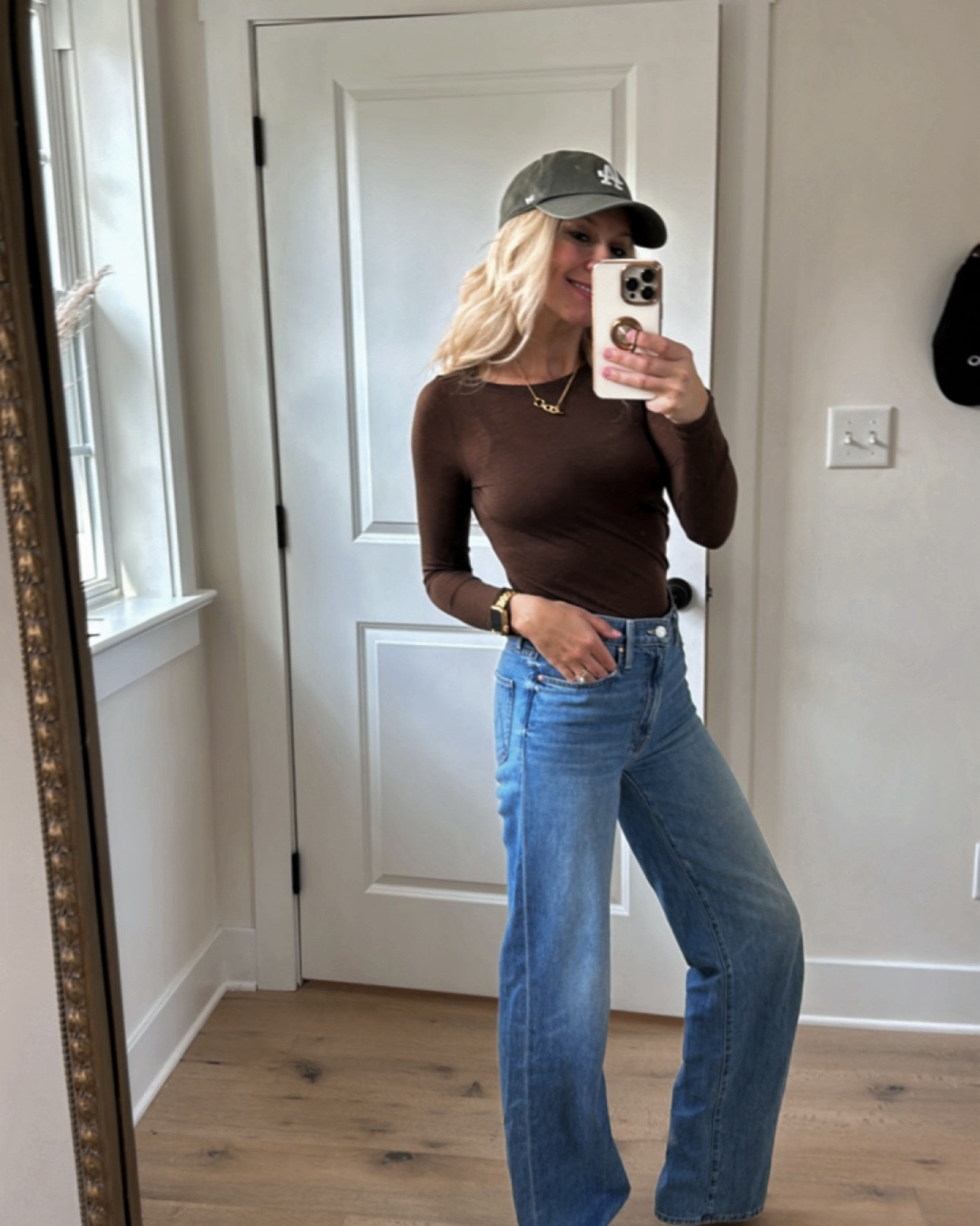 Absolute favorite new jeans. So soft & perfect length and fit! #motherdenim 