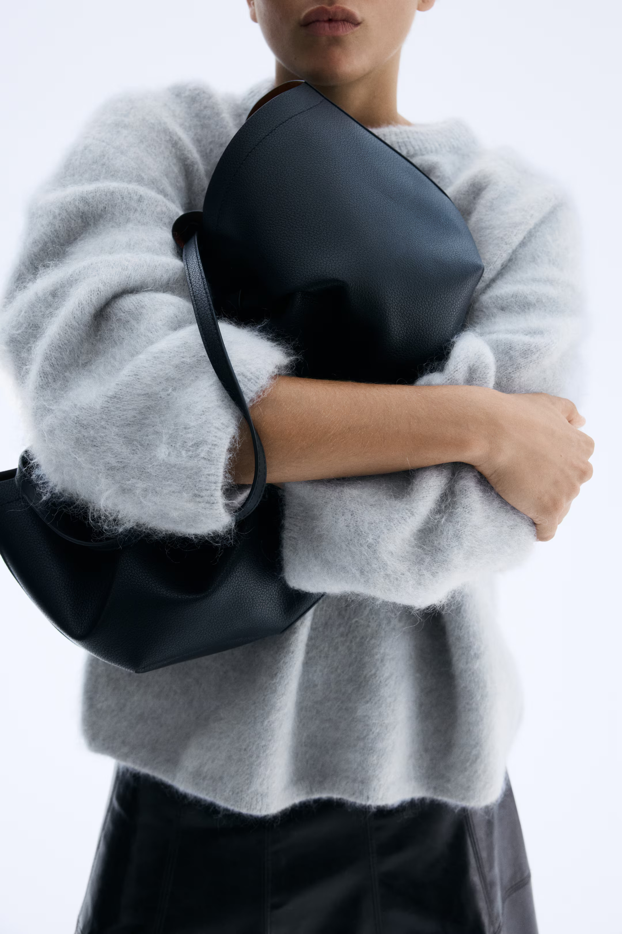 Oversize-Pullover aus Mohairmix | H&M (DE, AT, CH, NL, FI)