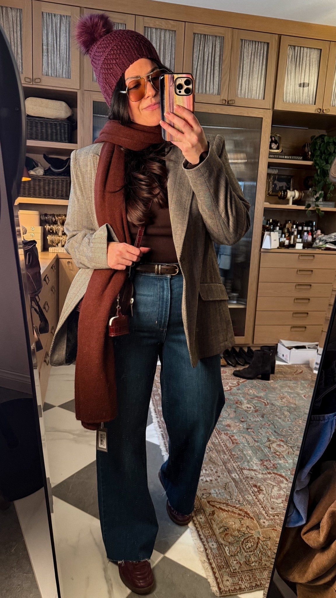 Winter outfit inspo! I had fun keeping this one simple but with mixes of brown and red!🤎

#LTKSeasonal #LTKgrwm #LTKdayinmylife