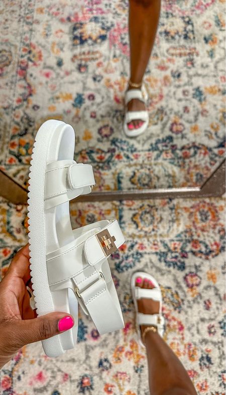 These sandals are just perfection! I went with my normal size(8). I would say they fit true to size.



Summer sandals, open toe sandals, adjustable sandals, strappy sandals, white sandals, beach sandals, pool sandals, mom sandals, teacher sandals, everyday sandals 

#LTKShoeCrush #LTKFindsUnder50 #LTKSaleAlert