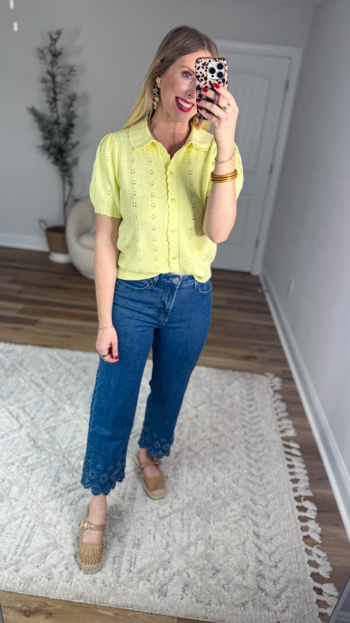 Weekend Walmart Wins try on
Short sleeve sweater- small
Eyelet jeans- 4

#LTKootd #LTKmomlife