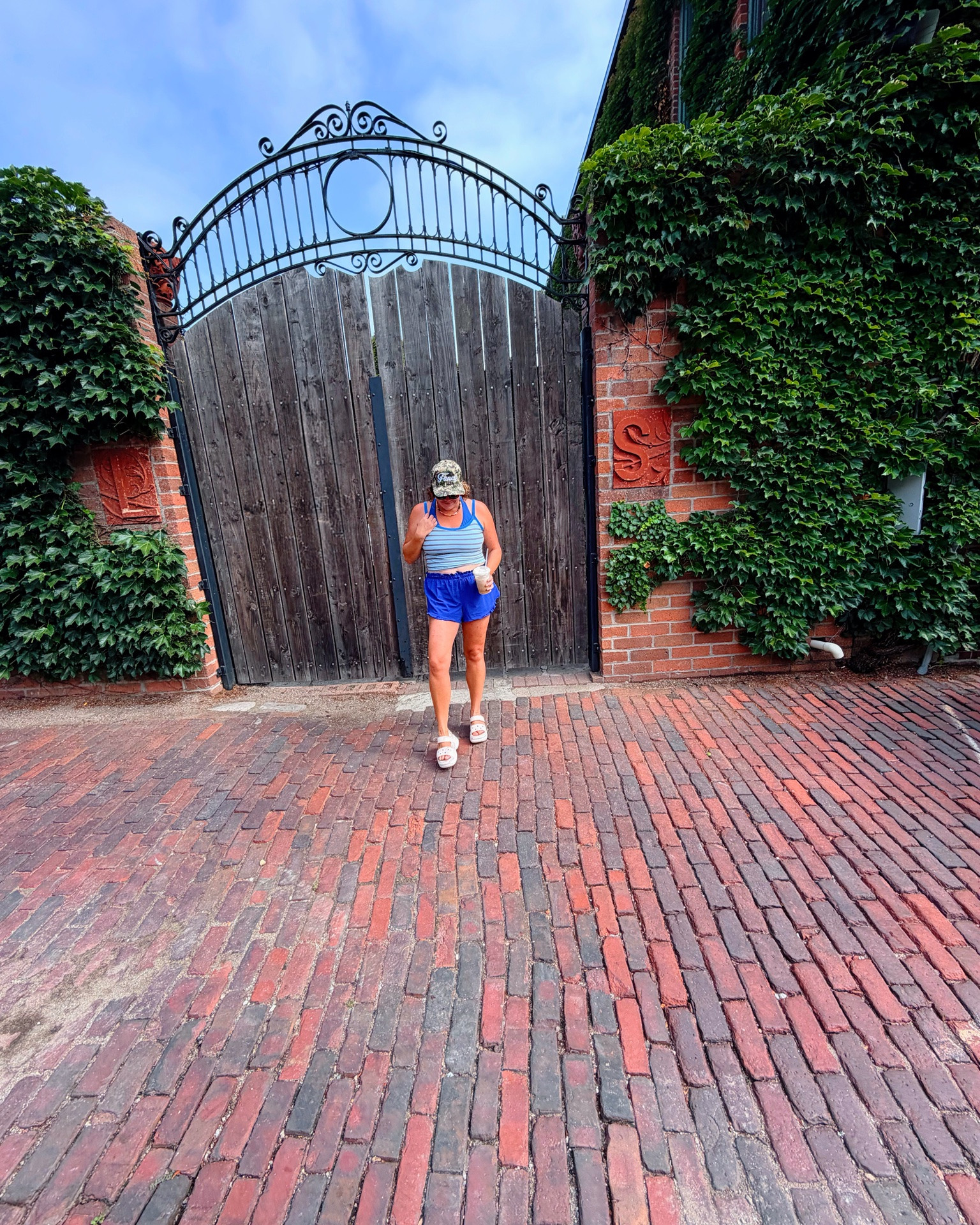Wowza it’s been a hot minute but I’m back! Here are several of my recent @Aerie summer favorite looks! 💖

#LTKmomlife #LTKMidsize #LTKActive