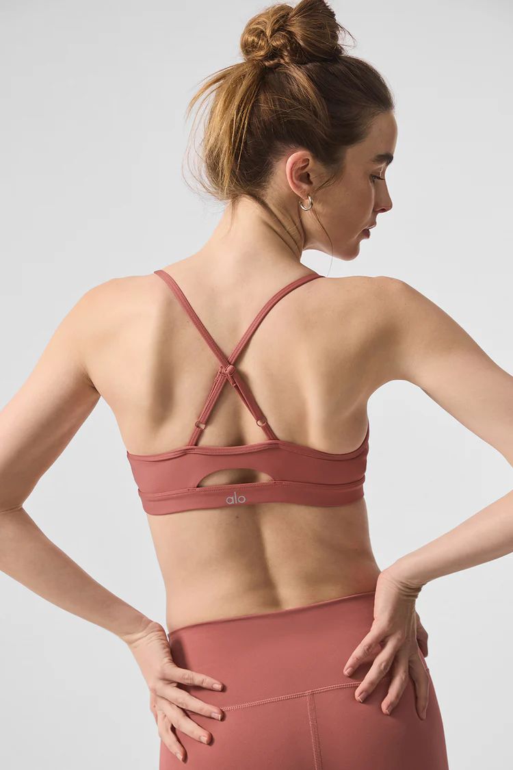 Airlift Intrigue Bra - Soft Terracotta | Alo Yoga
