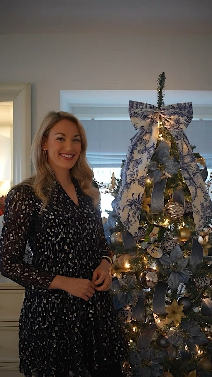 Cyber Week Sales: up to 60% off holiday styles at sail to sable, loeffler randall sale, grandmillennial Christmas decor, Lisi Lerch sale 40% off + free shipping 

#LTKHoliday #LTKCyberWeek #LTKWatchNow