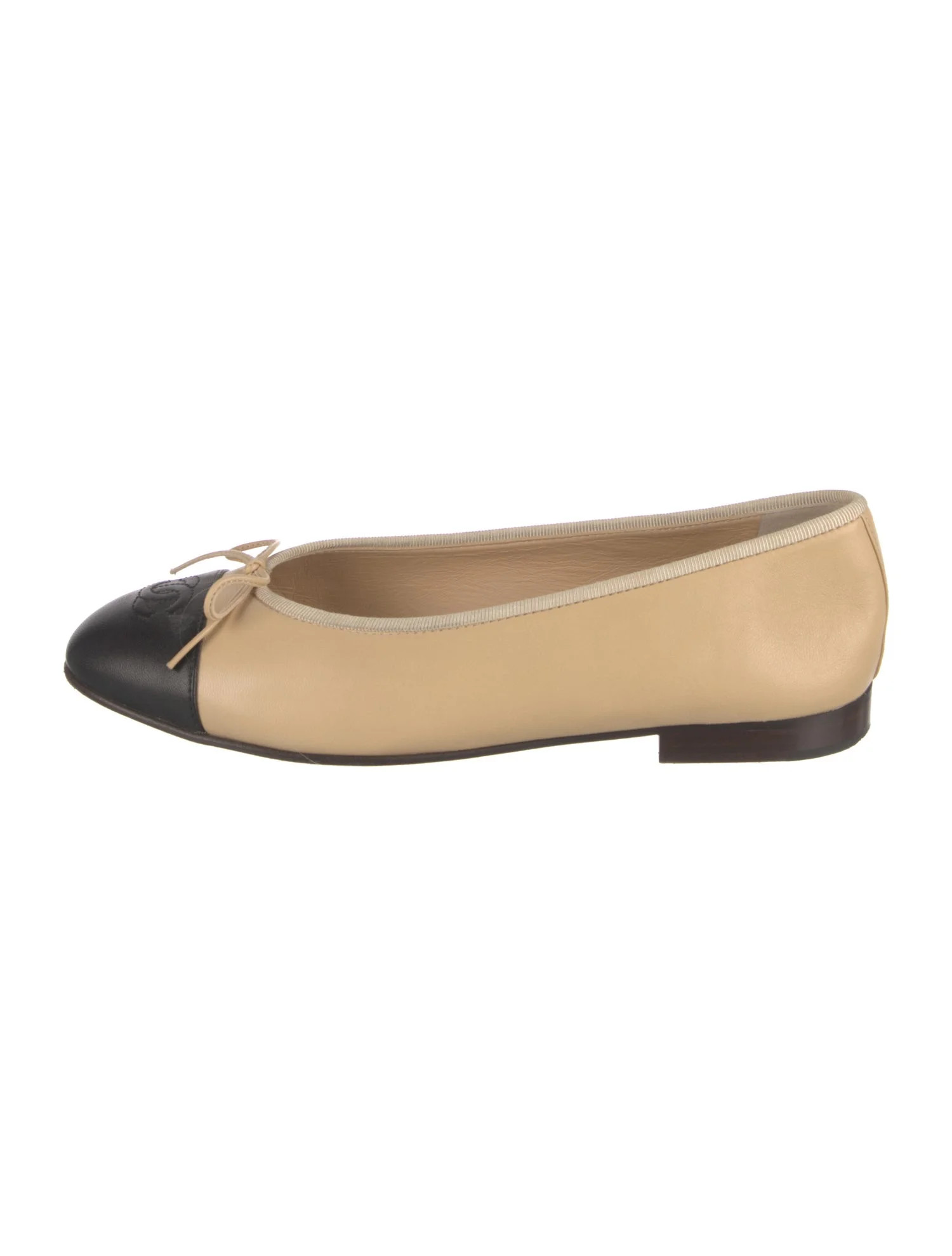 Interlocking CC Logo Lambskin Ballet Flats | The RealReal