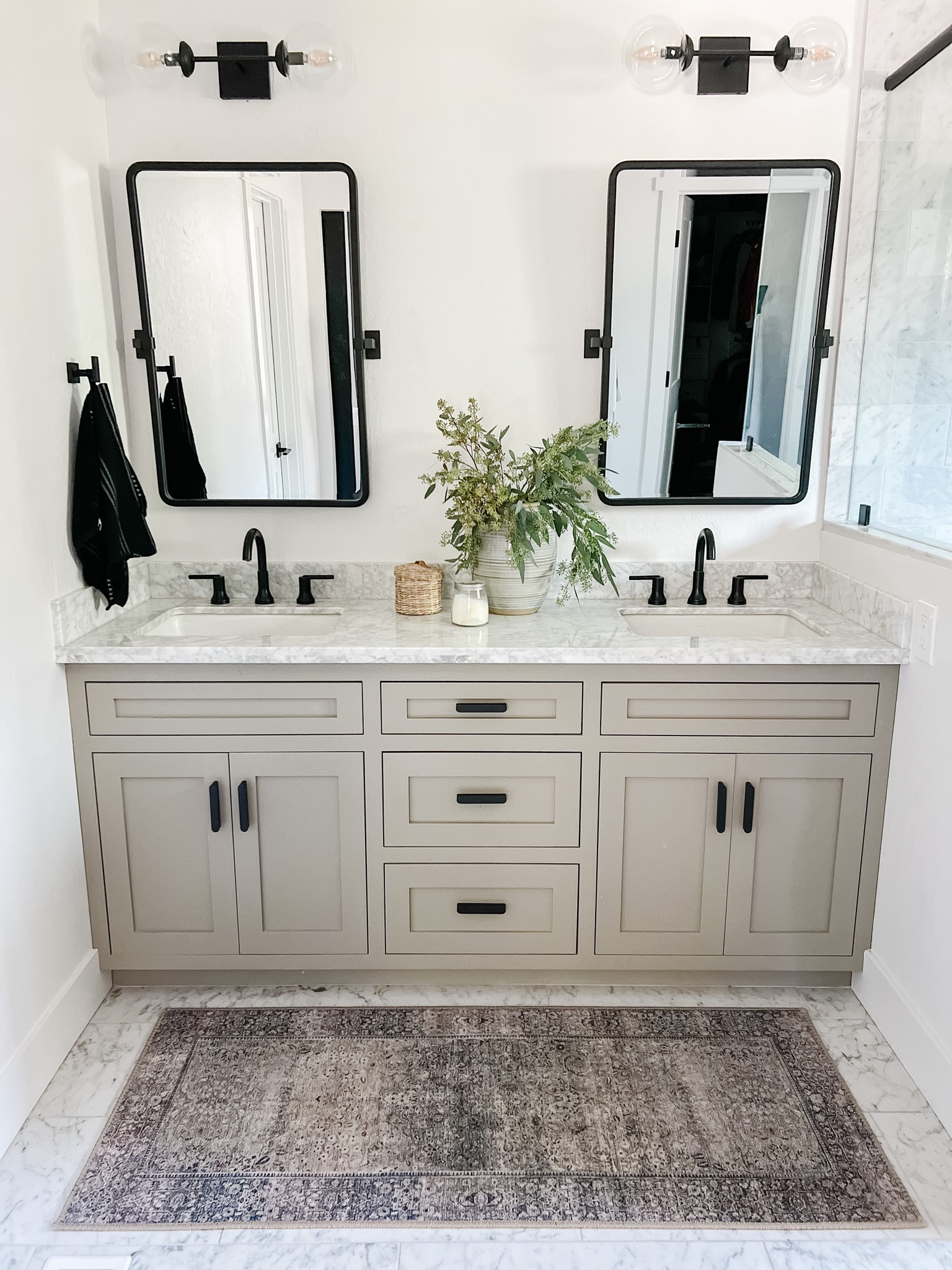 Calm master bath goals 🤍



#LTKhome