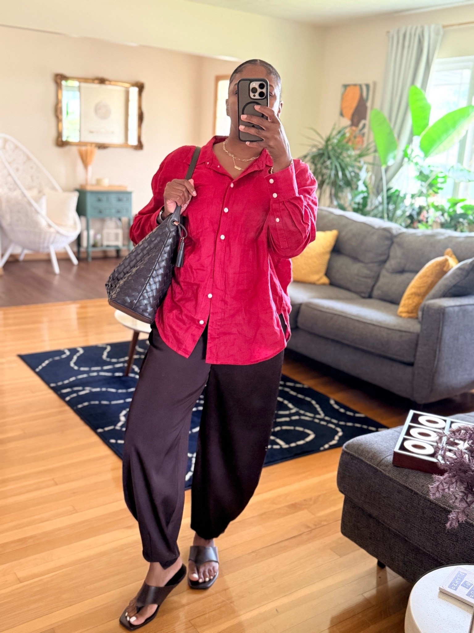 A very chic casual work outfit

#LTKootd #LTKWorkwear #LTKOver40