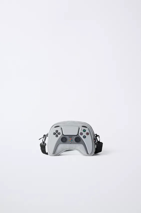 PLAYSTATION ™ 30TH ANNIVERSARY CROSSBODY BAG | Zara US