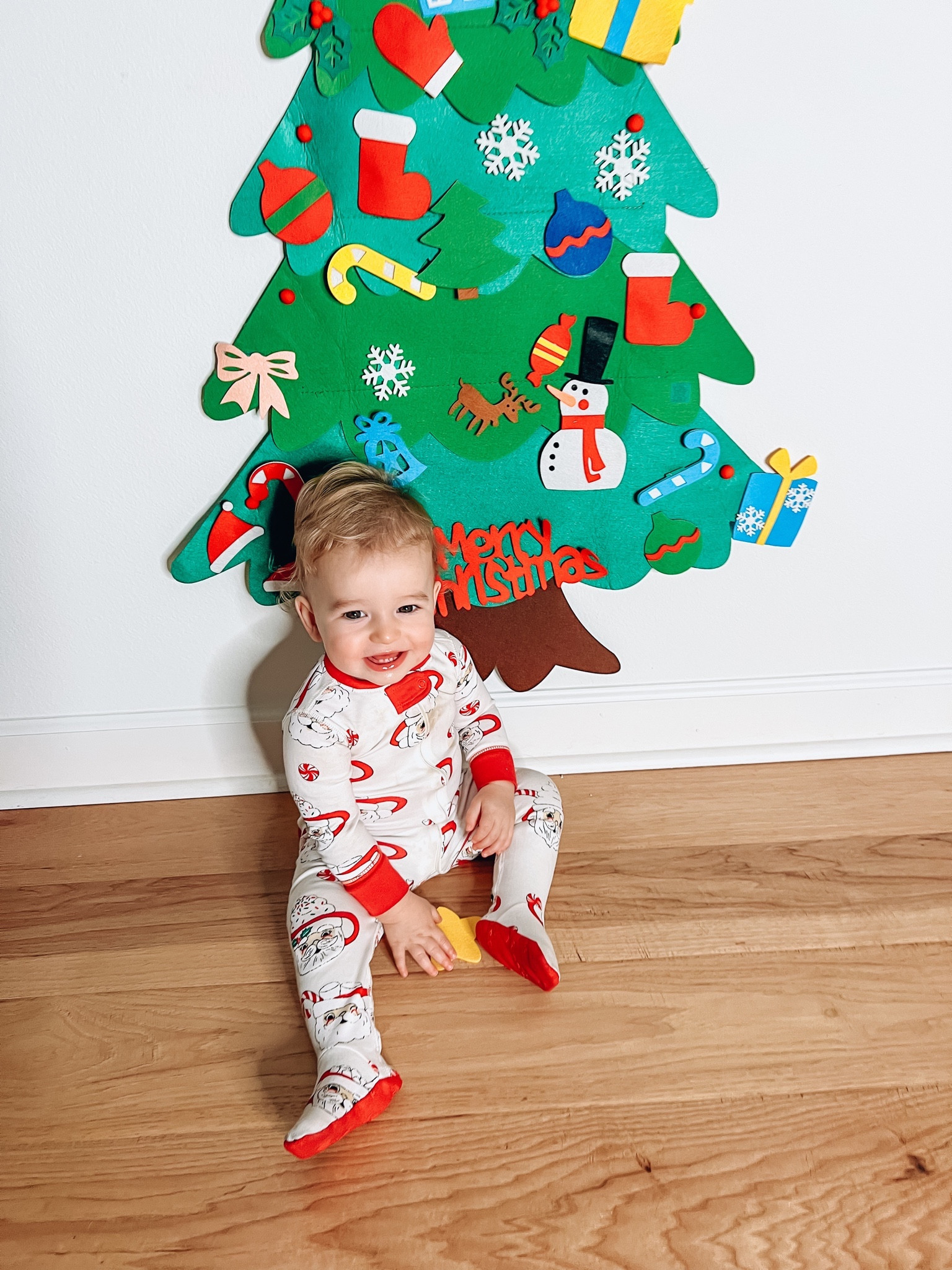 Toddler Christmas Gift Ideas • Felt Christmas Tree • PJs Run Small