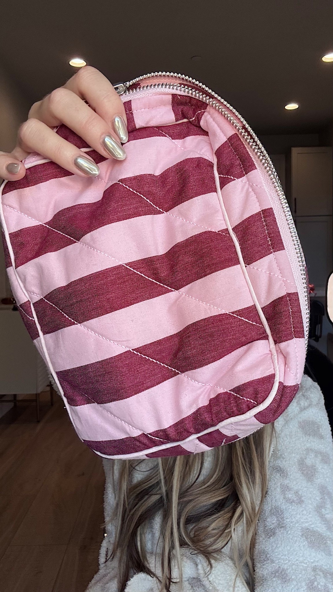 if you need a cute makeup bag, this is it. 

Damson madder, makeup bag, anthro

#LTKGiftGuide #LTKHoliday #LTKItBag