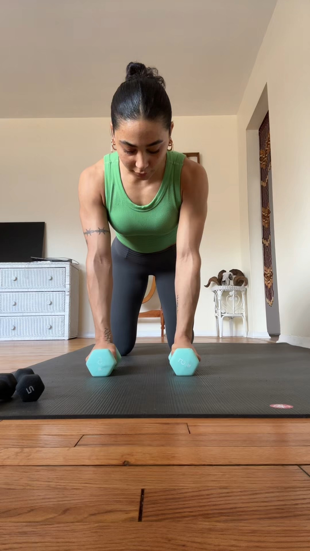 Free People Movement workout set



workout set, yoga outfit, pilates, travel outfit

#LTKActive #LTKStyleTip #LTKFindsUnder100