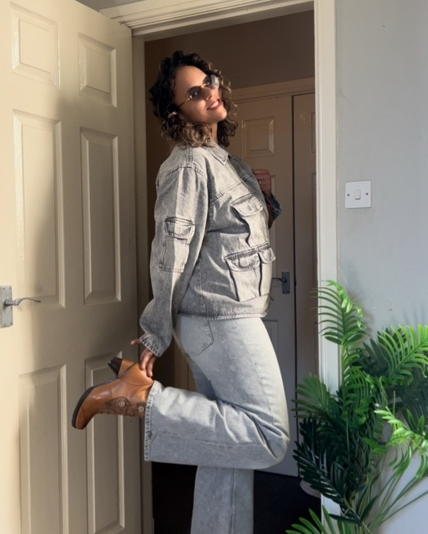 Turning basics into a fashion statement with my H&M look of the day 😍 Who else loves versatile pieces that go from day to night effortlessly? ✨
Comment below which piece is your favorite and save this for your next outfit inspo! 💖”

#OOTD #HMStyle #LTKStyle #LookOfTheDay #FashionInspo #StyleBlogger #TrendyLook #FashionAddict #HMFashion #OutfitInspo #DailyStyle #LTKDaily #FashionGram #InspoOfTheDay #StreetStyle

#LTKeurope #LTKuk #LTKautumn