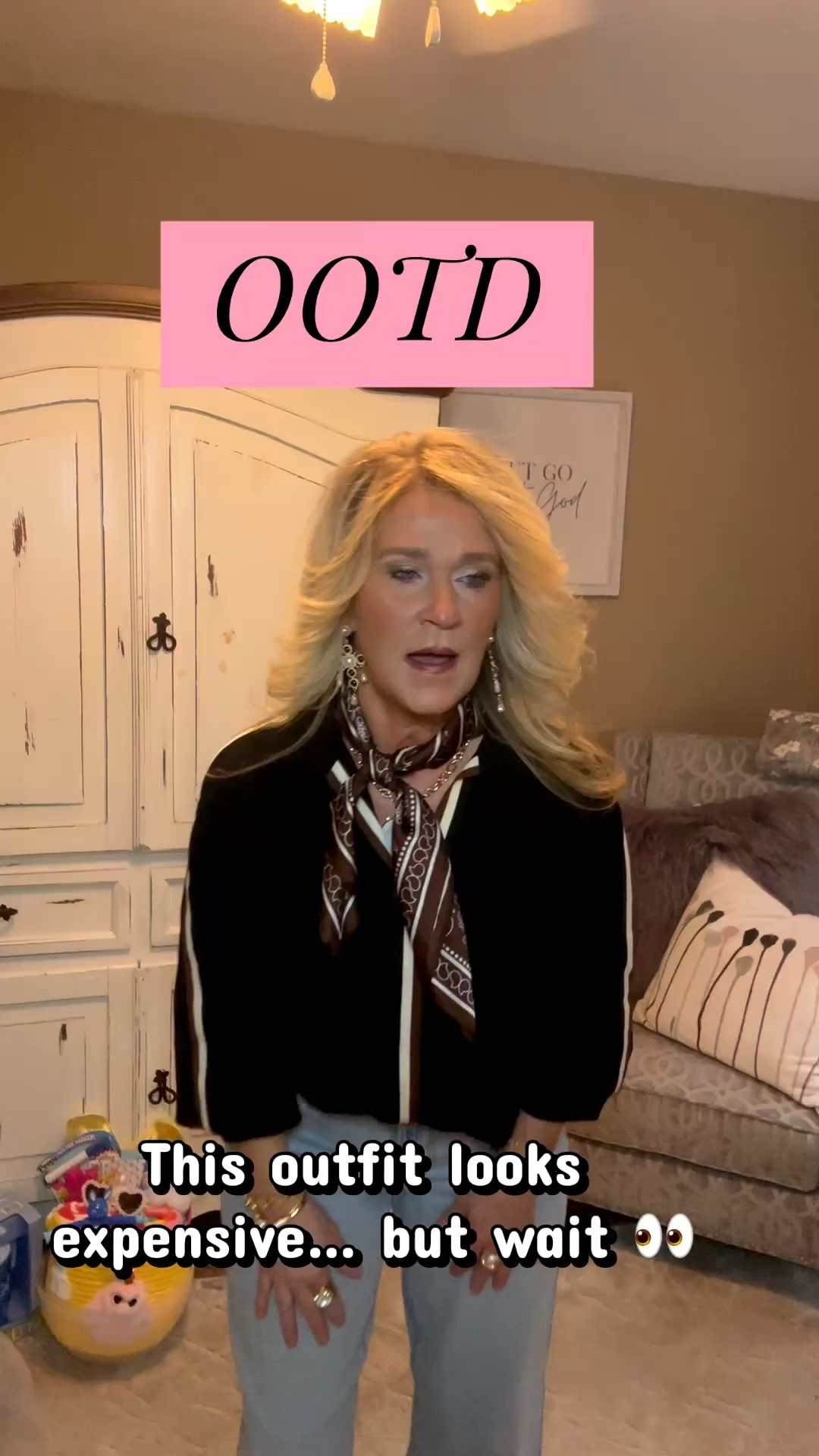 Easy, everyday outfit elevated with the right accessories 🤎
These shoes make the whole look 👏

#LTKStyle #LTKFinds #LTKOver40 #effortlessstyle #everydayoutfit
#casualstyle #classicstyle
#styledlook #accessoriesmatter



#LTKOver40 #LTKU #LTKmomlife