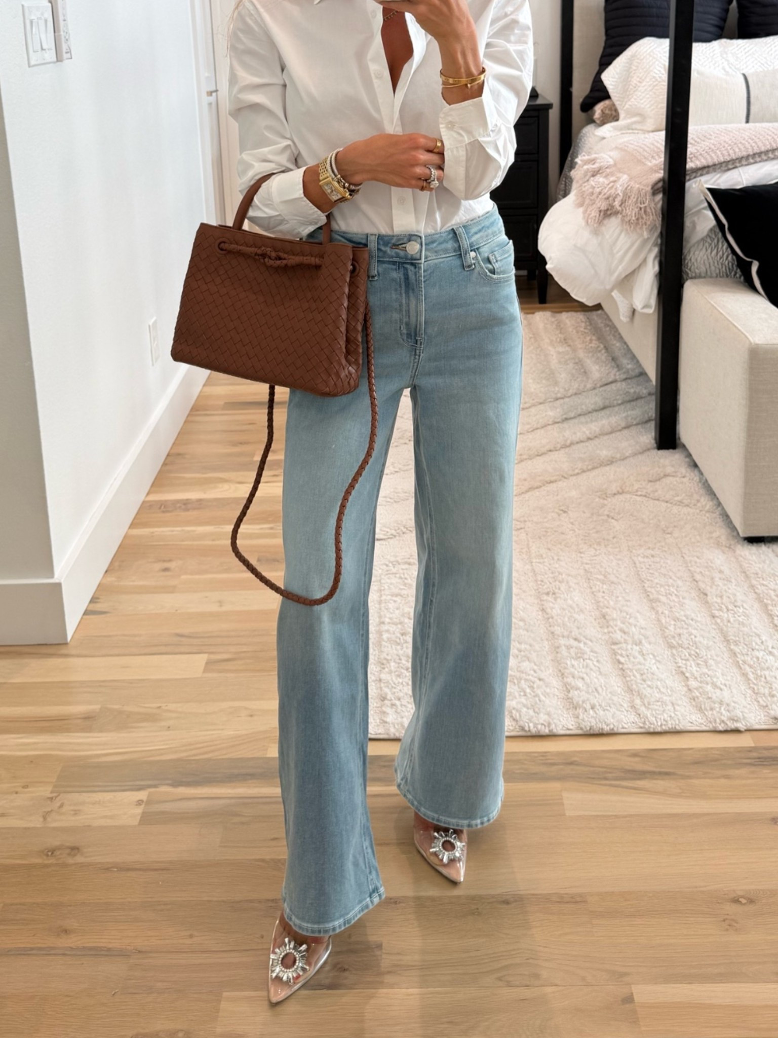 Classic button down shirt size XS organic cotton petite friendly stretchy jeans I love fall outfit ONLY $50 size 24 short

#LTKPetite #LTKgrwm #LTKSaleAlert