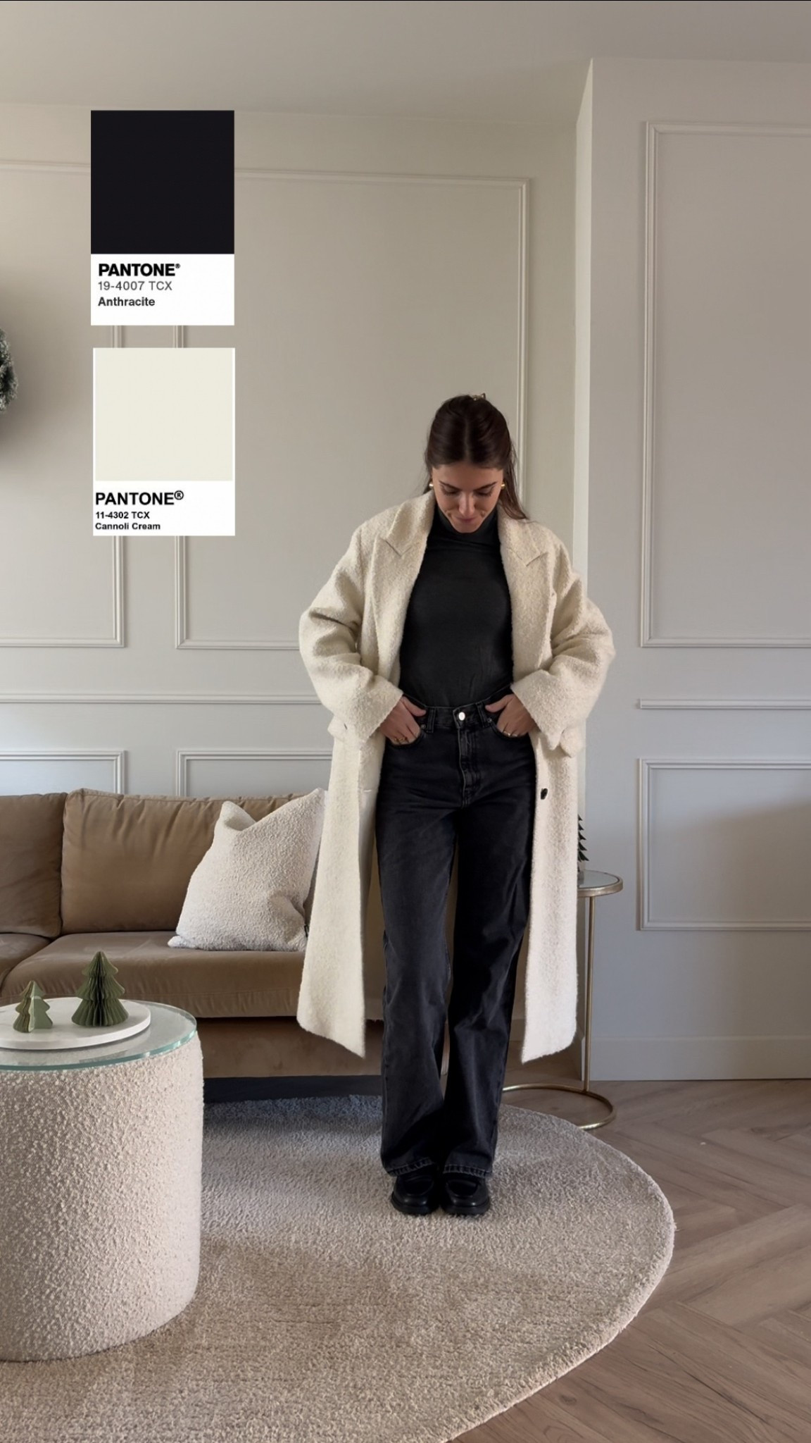 Dark grey and cream outfit 

#LTKnederlands #LTKeurope #LTKstyletip