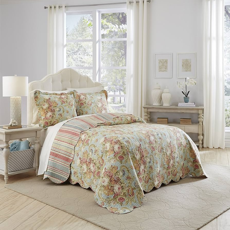 Waverly Spring Bling Modern Farmhouse Floral 3-Piece Reversible Quilt Bedspread Set, Full/Queen, ... | Amazon (US)
