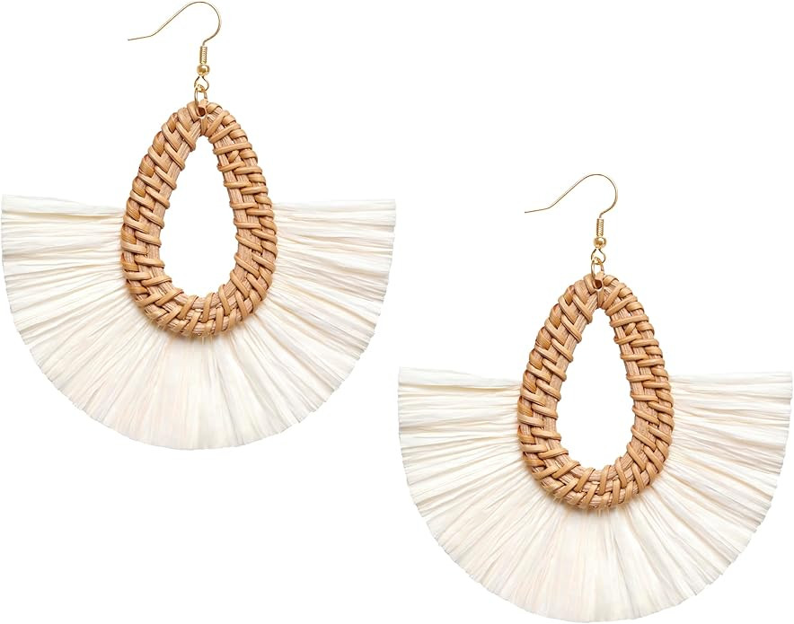 Statement Raffia Tassel Earrings Boho Summer Beach Earrings Lightweight Straw Wicker Dangle Drop ... | Amazon (US)