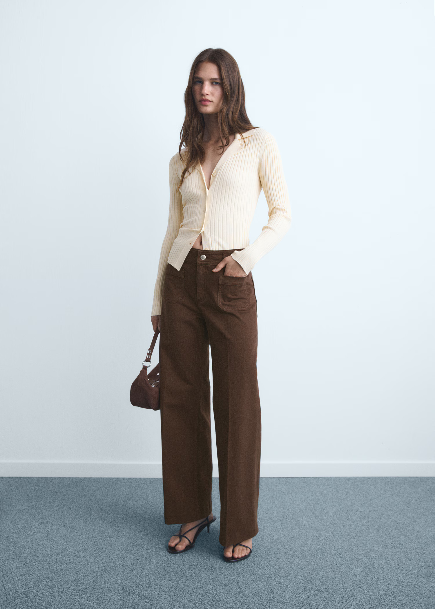 Wide leg jeans with pockets | MANGO (UK)