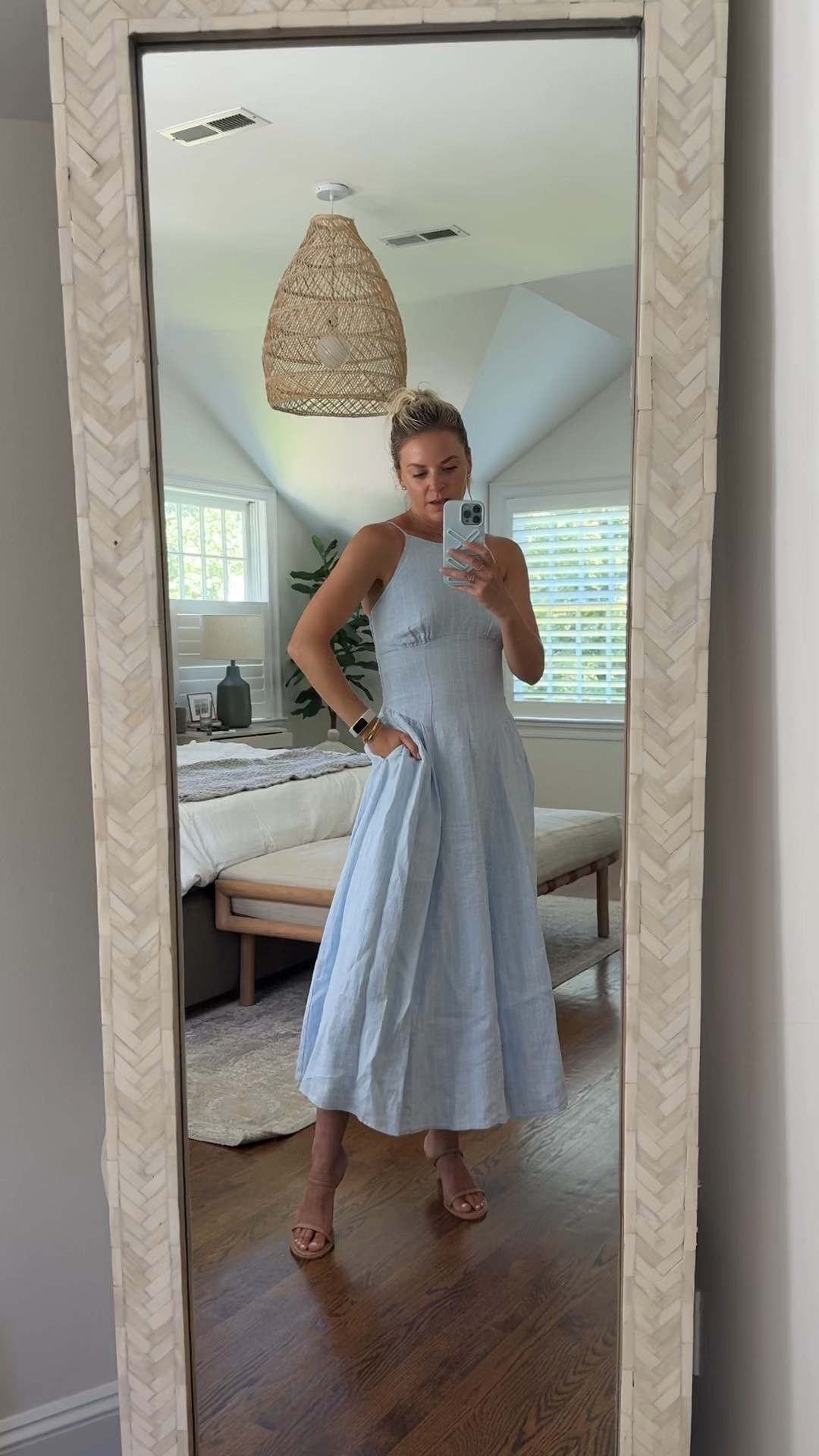 Summer dress that will also take you into fall paired with a sweater for a skirt look. I’m 5’5 wearing a small regular, tts. The straps are adjustable // heels tts