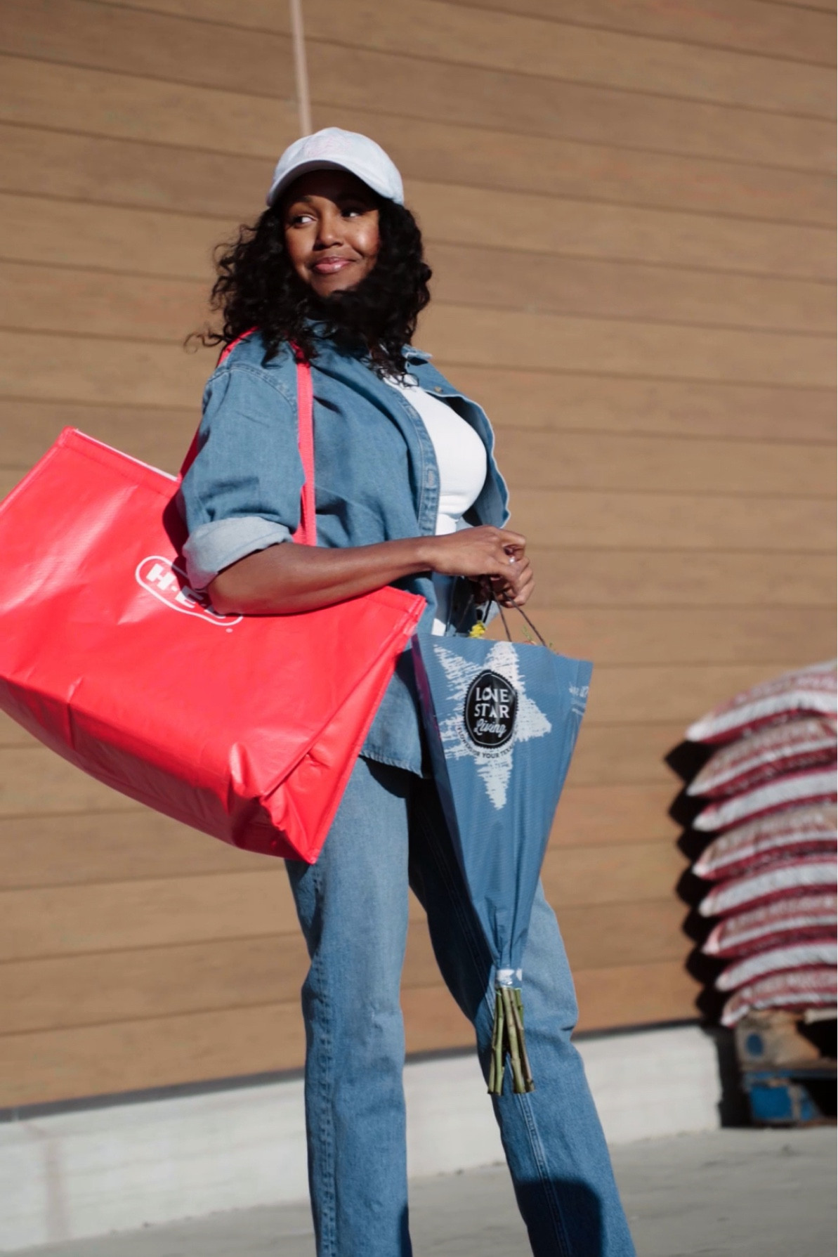 Denim ootd | Jean outfit | casual shopping outfit 

#LTKStyleTip #LTKSeasonal