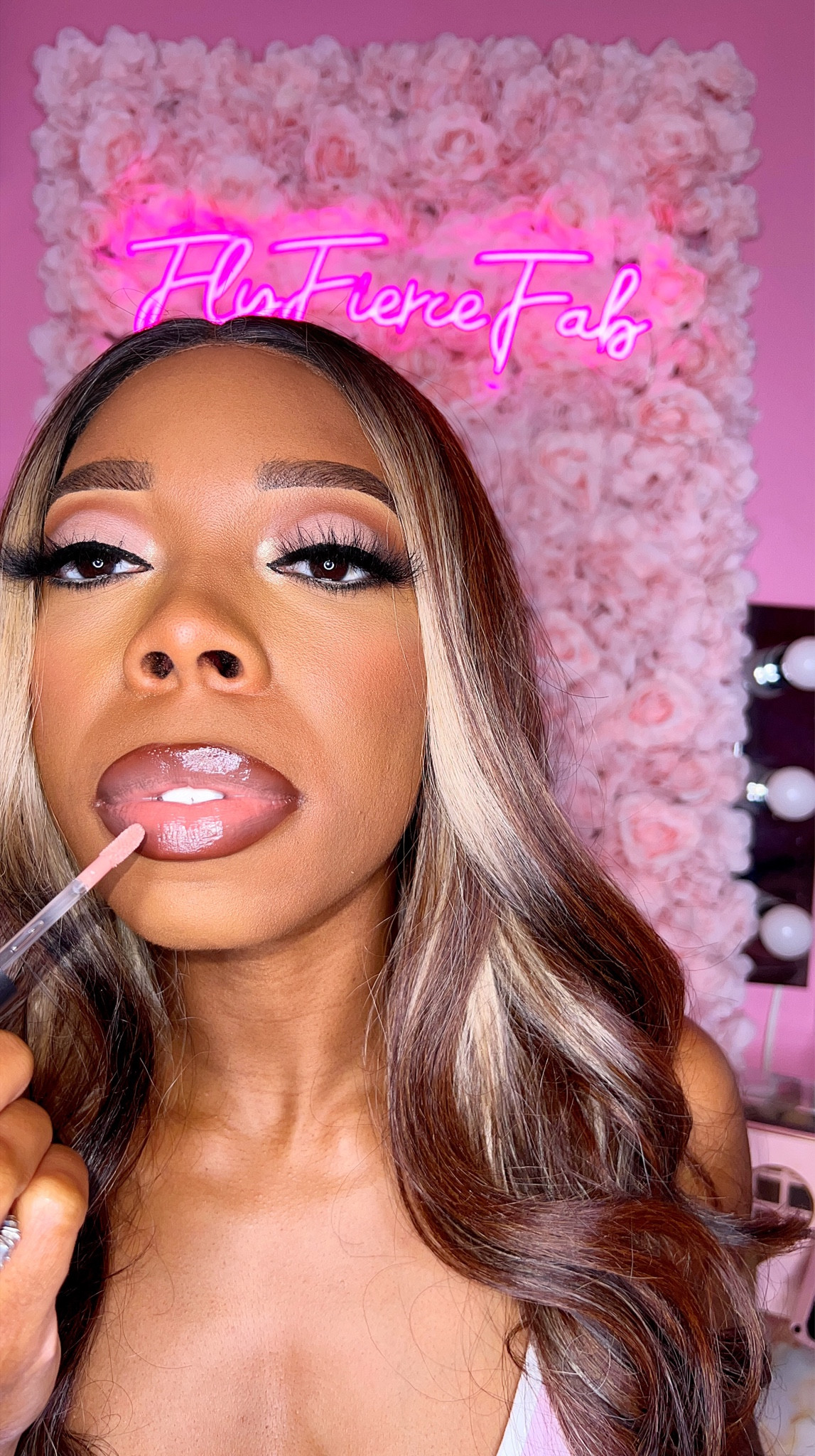 We love a good lip combo! Here’s how I recreated Jodie Woods X MAC lip combo, using Chestnut lip liner.

This is a great last minute gift idea for the makeup lover in your life (pro tip: order these products online for in-store pickup at Ulta to have them in time for Christmas!)

💖 LIPLINER | MAC CHESTNUT
💖 GLOSS | MAC PLEASE ME LIPGLASS + CLEAR LIPGLASS

🎁 gift ideas for her

#LTKGiftGuide #LTKBeauty #LTKHoliday