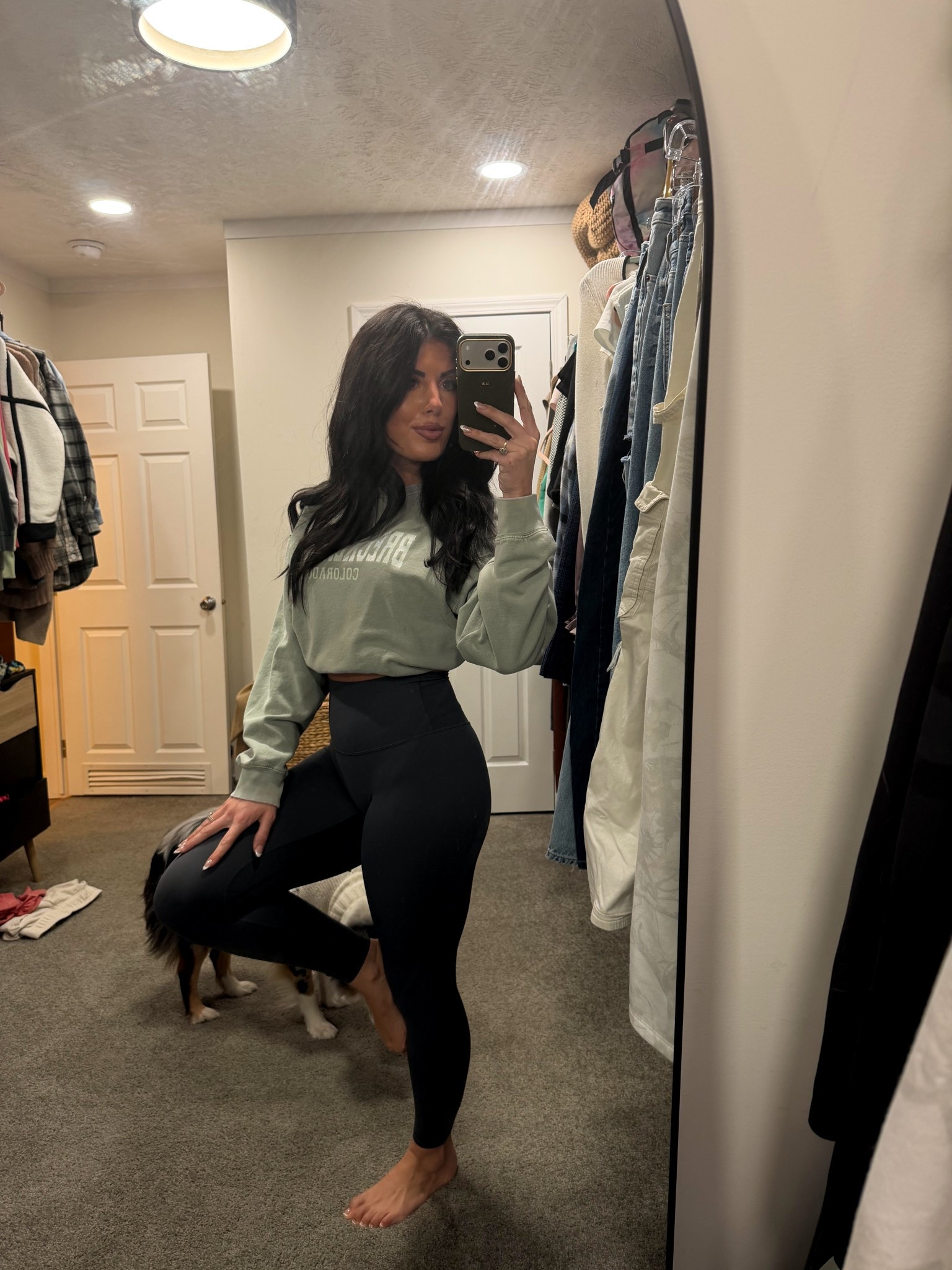 My first gray workout set and I’m obsessed 🌚💨 

#workoutset #LTKFITNESS #LTKFASHION #LTKTRENDS #lululemon 