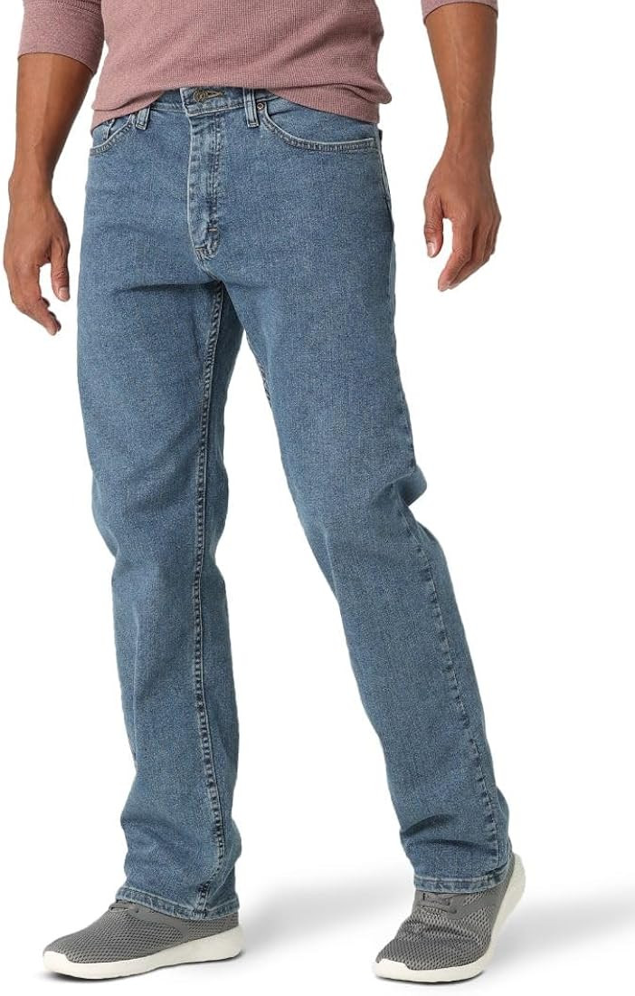 Wrangler Authentics Men's Comfort Flex Waist Relaxed Fit Jean | Amazon (US)
