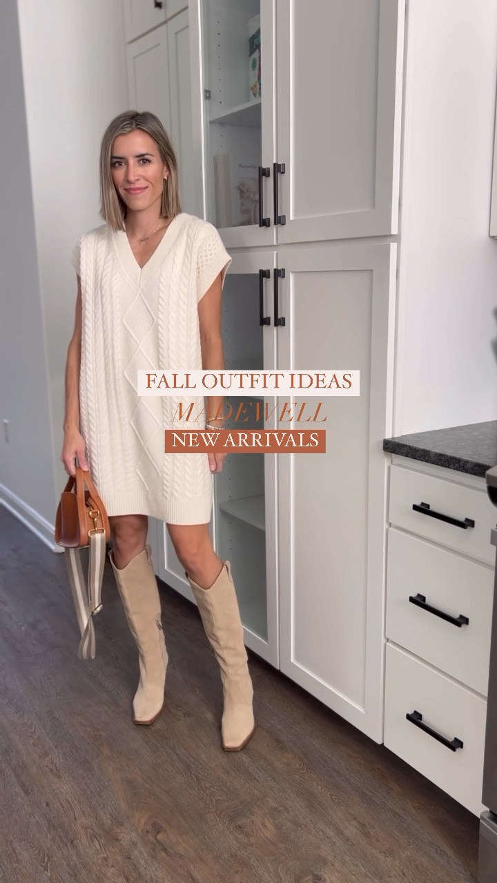 Dresses size XS 
Shirt size XS 
Pants size 0 
Jacket size XS 
Jeans size 25 
25-30% off! Sale still going on!

#LTKsalealert #LTKfindsunder100