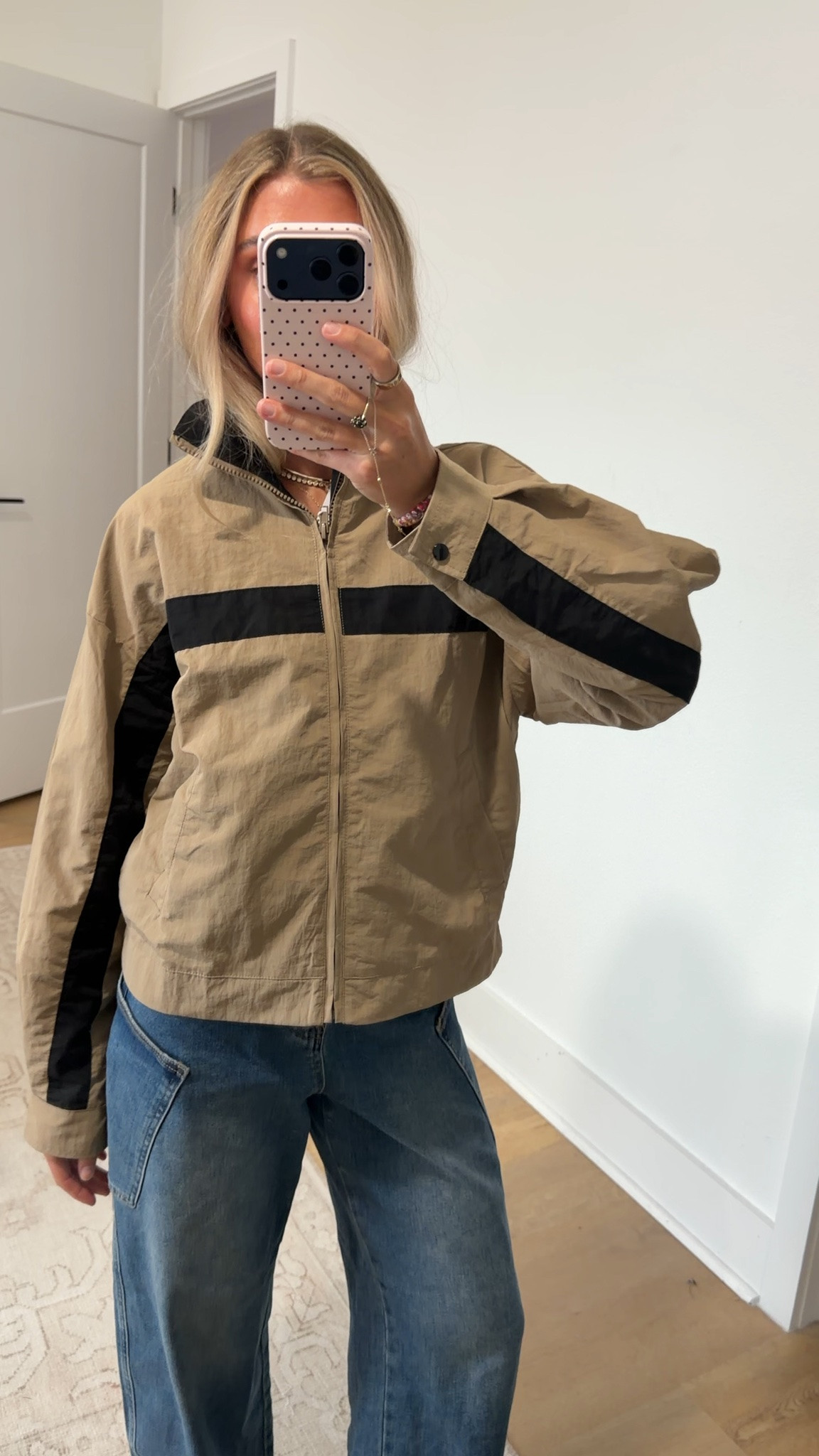 Amazon size small happlan Women's Stand Collar Color Block Lightweight Windbreaker Jacket
Color Block, Stand Collar, Zip Up, Transitional Seasons, Trendy Bomber Jacket, Windproof Outdoor, 2026 Fall Y2K Coat, Pockets